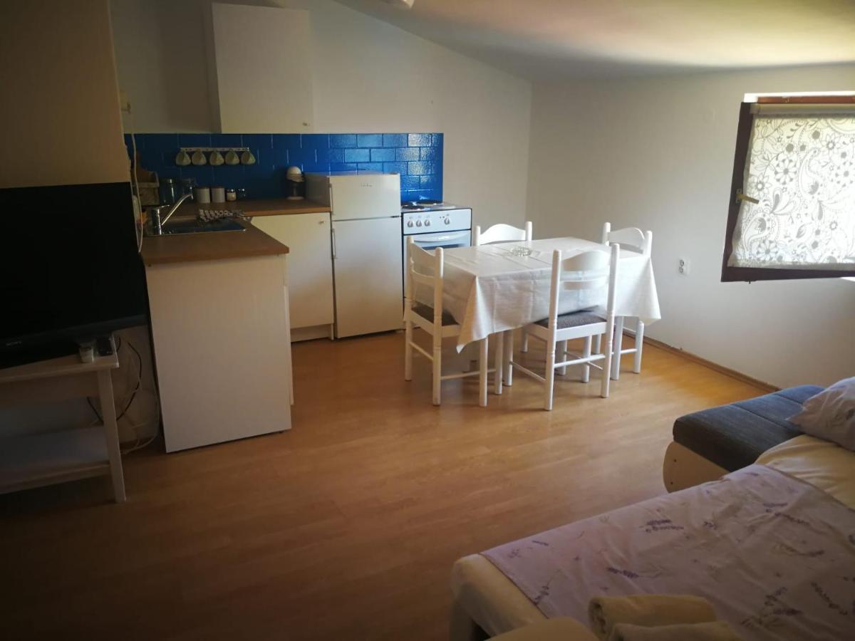 Apartmani Nea Biograd Na Moru Exterior photo